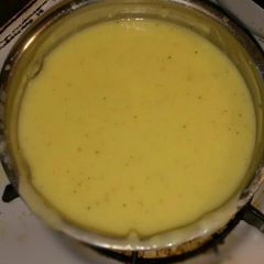 A picture of Condensed Cream of Chicken Soup.