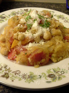 A picture of Spaghetti Squash.