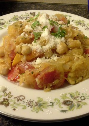 A picture of Spaghetti Squash.
