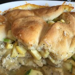 A picture of Easy Chicken Pot Pie.