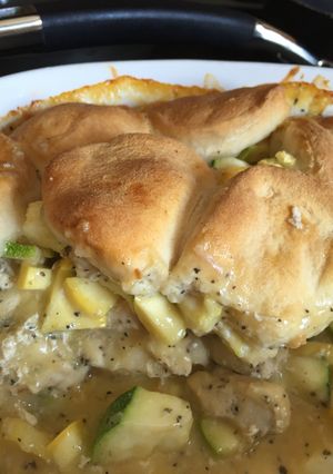 A picture of Easy Chicken Pot Pie.
