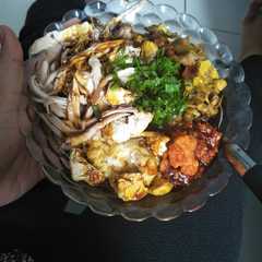 A picture of Bubur ayam Special.