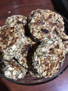 Una foto de Galletas de avena y plátano en sartén