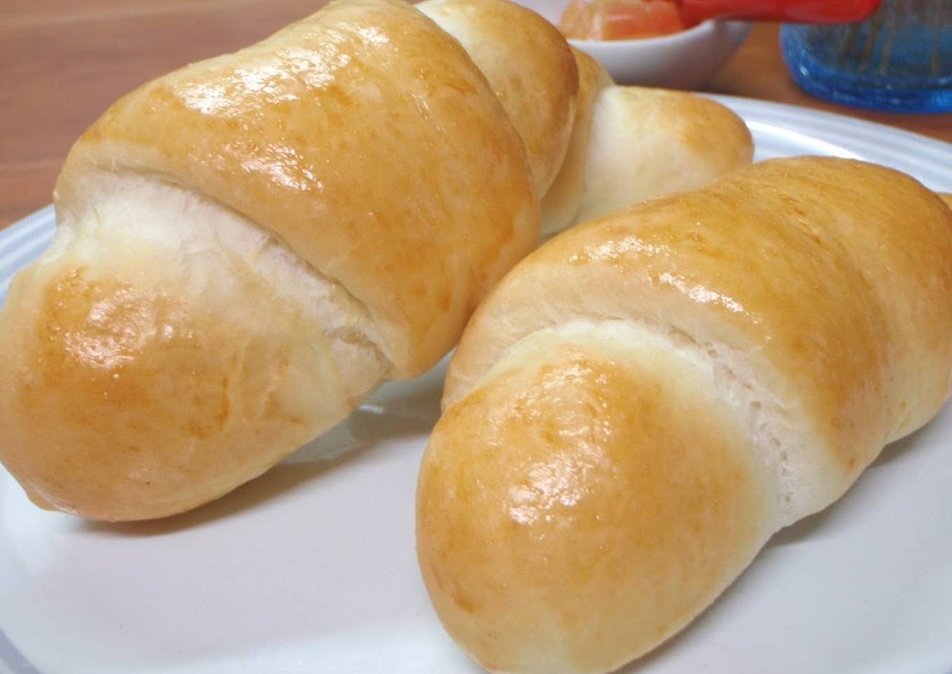 Simple & Fluffy Table Rolls
