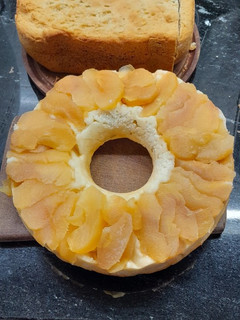 Una foto de Torta de manzanas invertida sin gluten