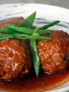 A picture of Meat Balls with Hidden Brussels Sprouts.
