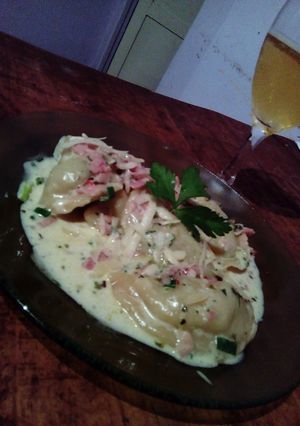 Una foto de Varenikes con masa casera