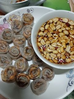 Hình của món Bánh tráng lụi.