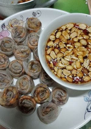 Hình của món Bánh tráng lụi.