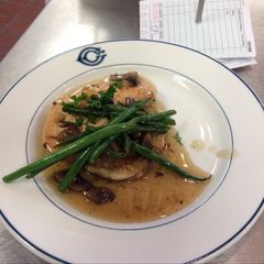 A picture of Chicken Marsala w/ Sautéed Garlic Green Beans.
