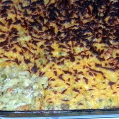A picture of Hamburger Casserole.