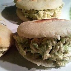 Chicken sandwich with avocado (Arepa/Renia Pepiada) A picture of Chicken sandwich with avocado (Arepa/Renia Pepiada).