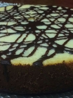 Una foto de Cheesecake de coco con chocolate