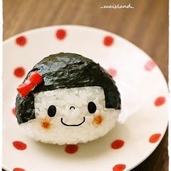 Rice Ball Girl With Cropped Hair Charaben A picture of Rice Ball Girl With Cropped Hair Charaben.