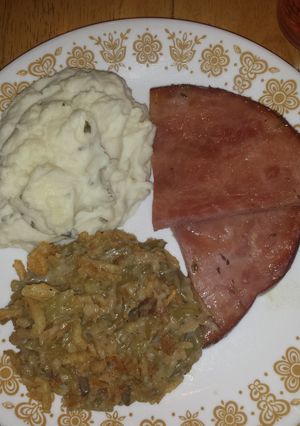 A picture of Glazed Honey Ham.
