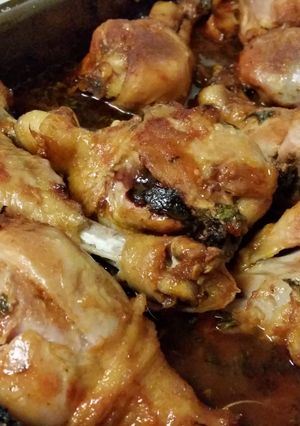 A picture of Sriracha Chicken.