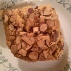 A picture of Pumpkin Pie Cake.