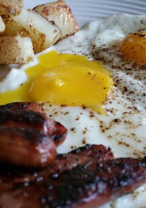 A picture of Wholesome Egg & Potatoes Breakfast.