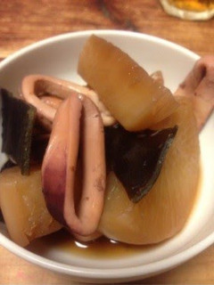 A picture of Pressure Cooker • Soft-Simmered Squid and Daikon Radish.