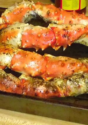 A picture of Fire Garlic Butter Colossal Crab!.