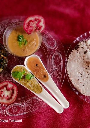 A picture of Desi thaali.