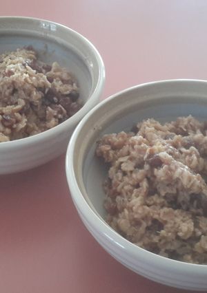 A picture of Oatmeal.