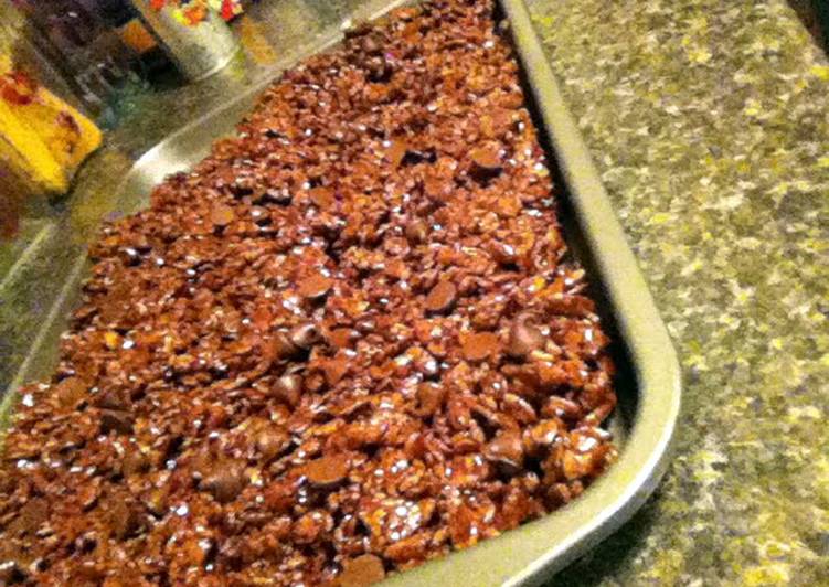 Simple Way to Prepare Award-winning Eisha&#39;s Super Easy Triple Chocolate Rice Crispy Treats