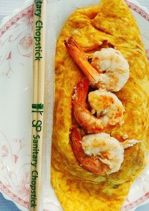 รูปของ ผัดไทกุ้งห่อไข่จากน้ำจิ้มมะขาม