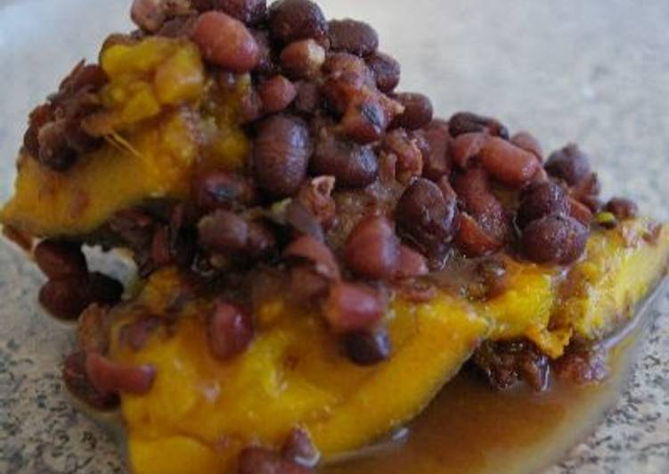 Just 3 Ingredients Adzuki Bean and Kabocha Squash Stewed in Miso (Macrobiotic) Just 3 Ingredients Adzuki Bean and Kabocha Squash Stewed in Miso (Macrobiotic)