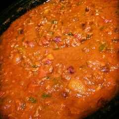 A picture of Trav's Spicy Beef Hummus Chili.