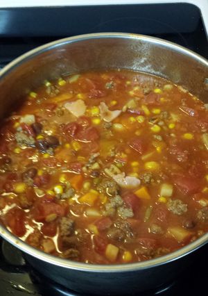 A picture of 7 can soup.