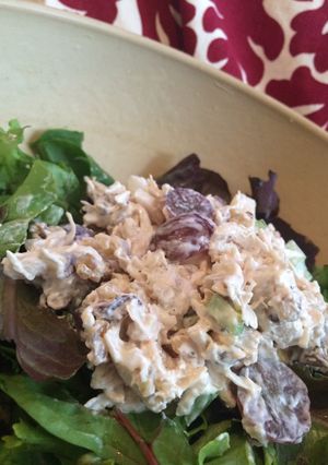 A picture of LOW CARB | Walnut & Grape Chicken Salad.