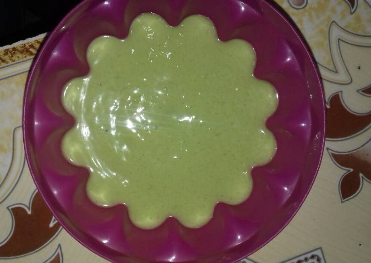 Bagaimana Menyiapkan Smoothie bowl alpukat mangga, Sempurna