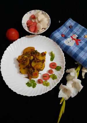 A picture of Aloo Methi.