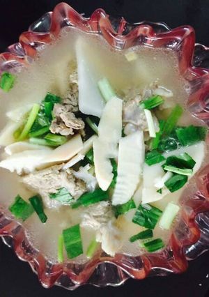 Hình của món NHÍM HẦM MĂNG.