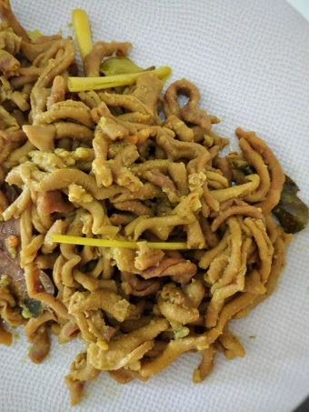 Cara Mudah Menyiapkan Resep Usus ayam bumbu kuning yang Lezat Anti Ribet, Mantap