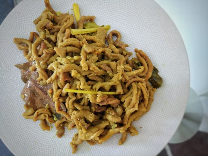 Cara Mudah Menyiapkan Resep Usus ayam bumbu kuning yang Lezat Anti Ribet, Mantap