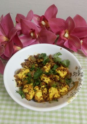तवा पनीर (Tawa paneer recipe in hindi) रेसिपी मुख्य फोटो
