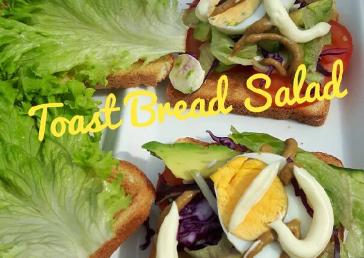 Toast Bread Salad with Balsamic and Mayonaise sauce
