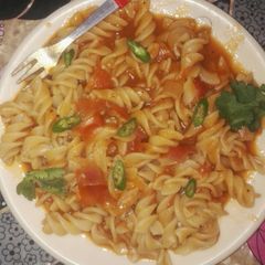 A picture of Red sauce pasta.