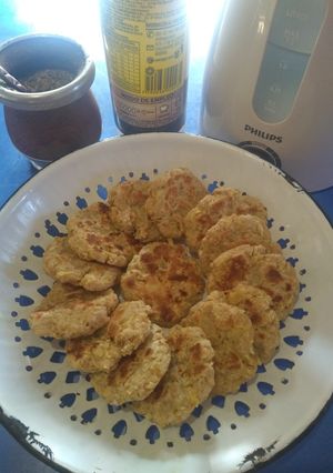 Una foto de Galletitas de avena y manzana 🍎🍏