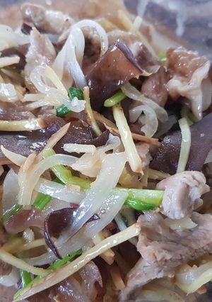 รูปของ ผัดขิงหมูเนื้อแดง