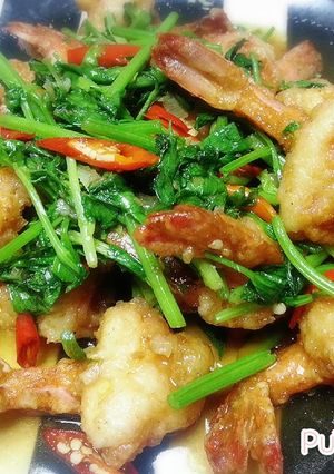 รูปของ กุ้งทอดผัดขึ้นฉ่าย