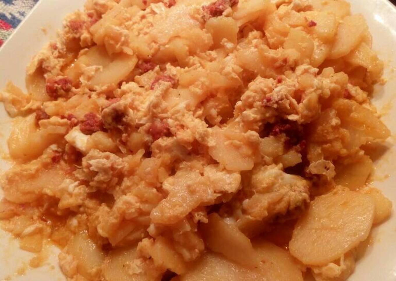 Revuelto de patatas con chorizo thermomix