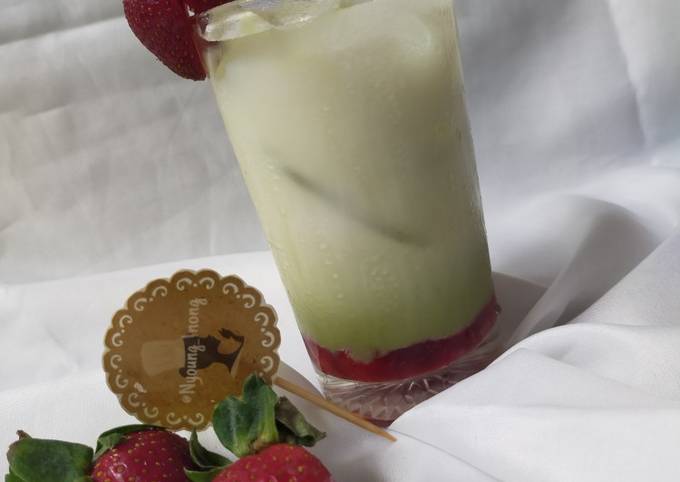 Resep Strawberry Matcha Milk yang Bikin Ngiler