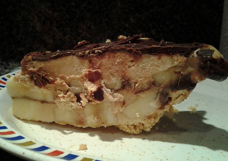 Steps to Make Speedy Frozen peanut butter banana pie