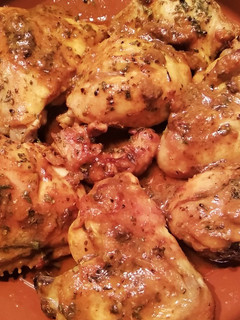Una foto de Pollo asado con salsa de mostaza