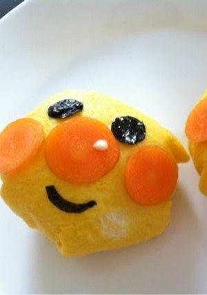 A picture of Anpanman Shaped Sushi.