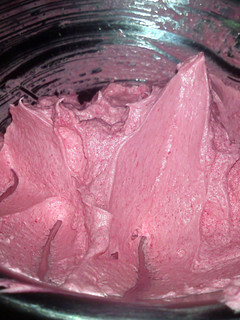 A picture of MOMI CREAMY ICING.