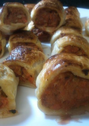 A picture of Heidi's Mini Aussie Sausage Rolls.